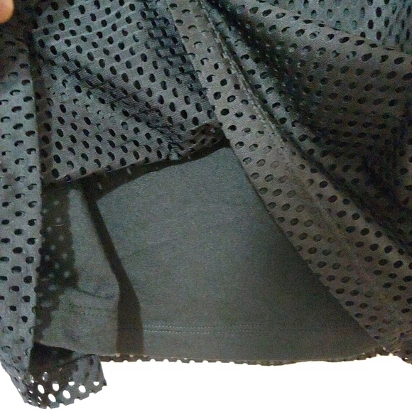 ARITZIA TNA Mesh Crop Tank Top in Black - Picture 4 of 6